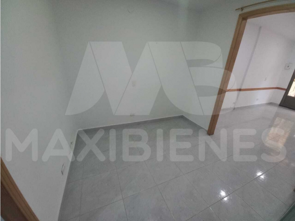 APARTAESTUDIO EN ARRIENDO EN EL SECTOR DE LOS ALCÁZARES — foto 2
