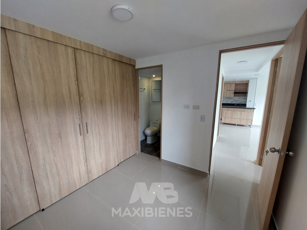 APARTAMENTO PARA ARRIENDO UBICADO EN BELLO — foto 2