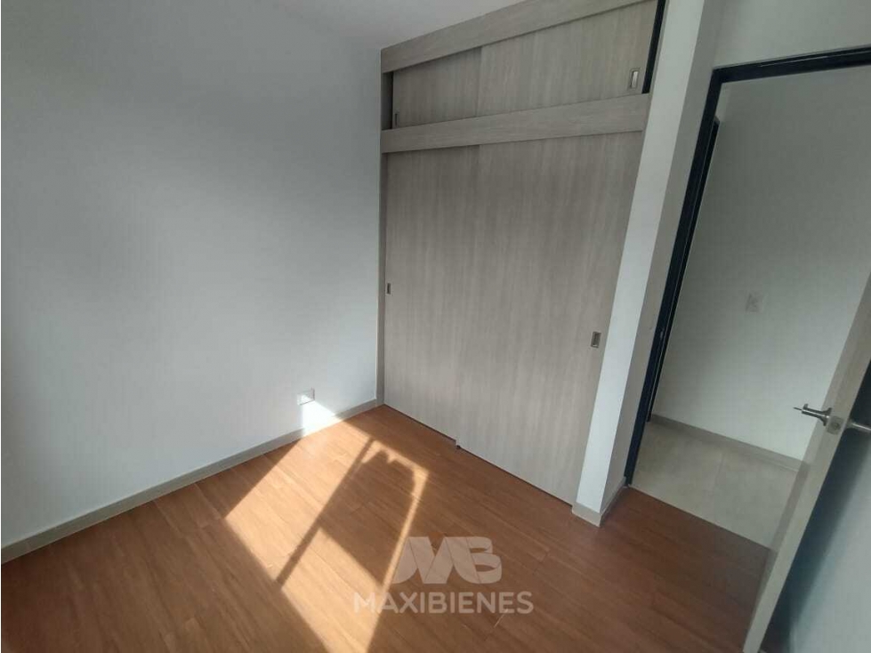 APARTAMENTO PARA ARRIENDO UBICADO EN BELLO — foto 4