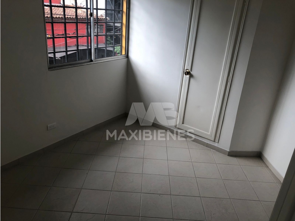 APARTAESTUDIO EN ARRIENDO SECTOR LAURELES — foto 2