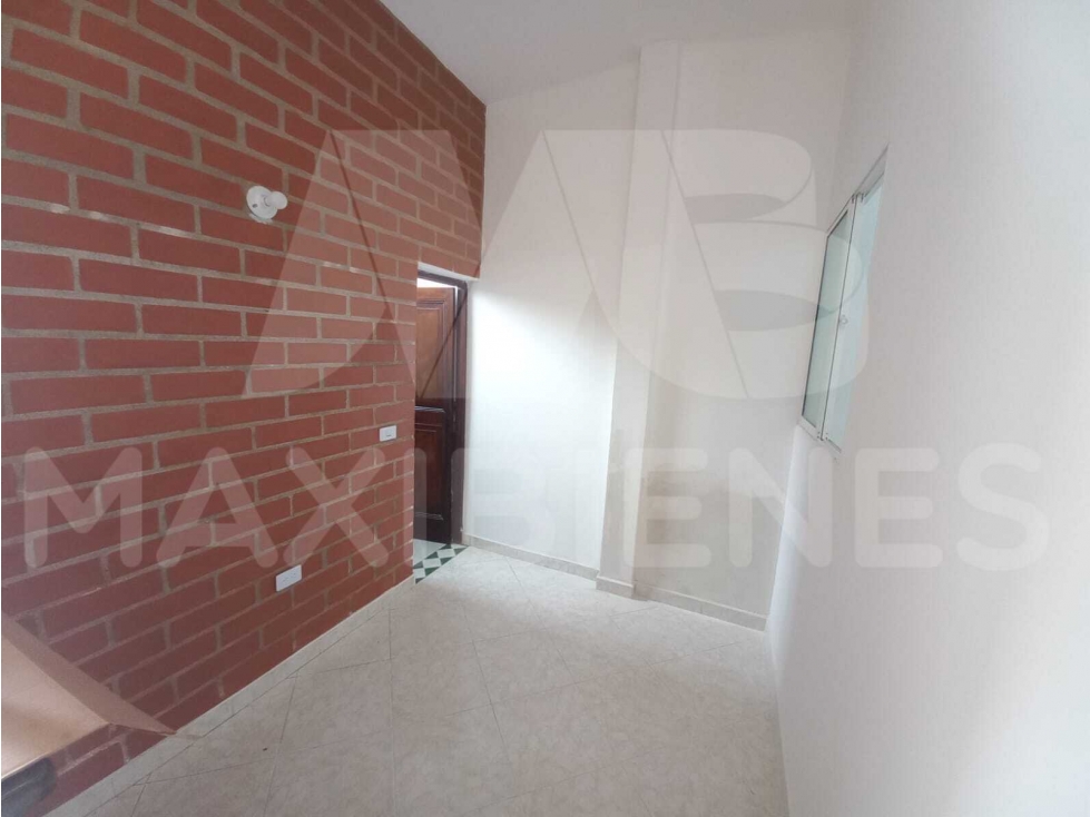 APARTAMENTO EN ARRIENDO EN EL SECTOR DE SANTA LUCIA — foto 2