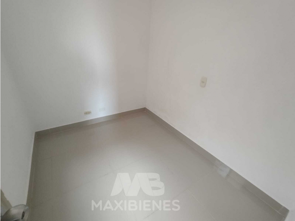 APARTAMENTO PARA ARRIENDO UBICADO EN BELLO — foto 3