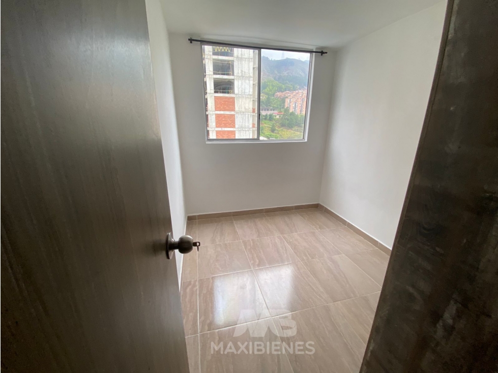 APARTAMENTO PARA ARRIENDO UBICADO EN BELLO — foto 5