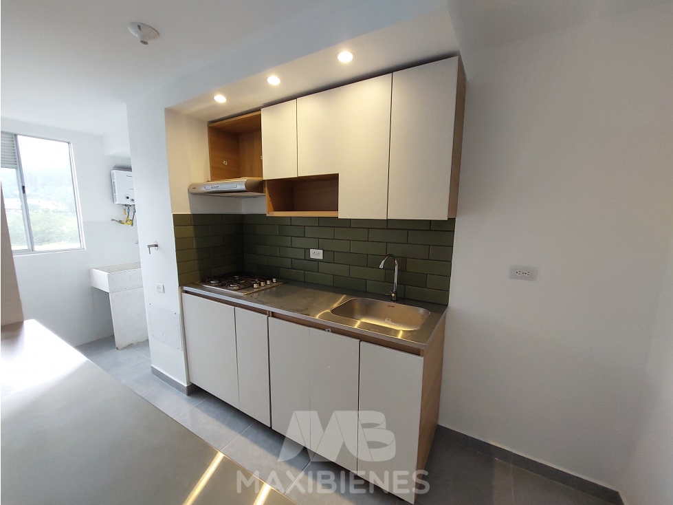 APARTAMENTO PARA ARRIENDO UBICADO EN BELLO — foto 2