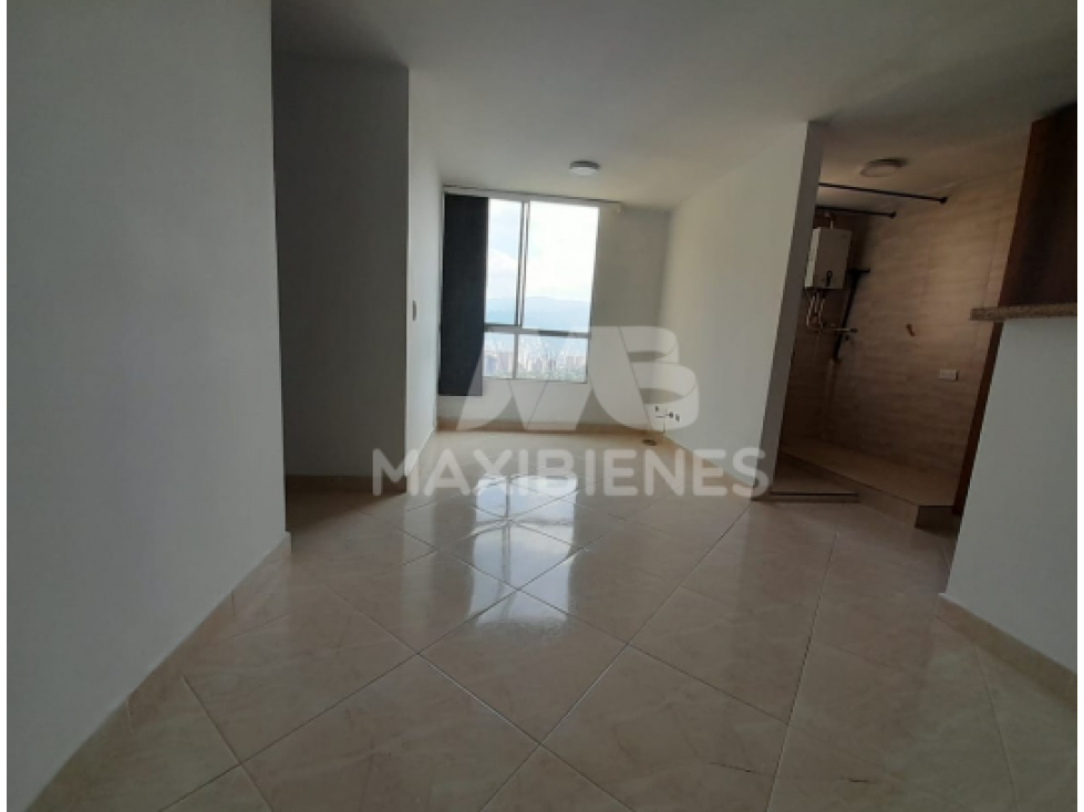 APARTAMENTO EN ARRIENDO UBICADO EN LA SAN ANTONIO DE PRADO — foto 2