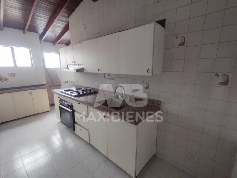 APARTAMENTO EN ARRIENDO SECTOR SIMON BOLIVAR — foto 2
