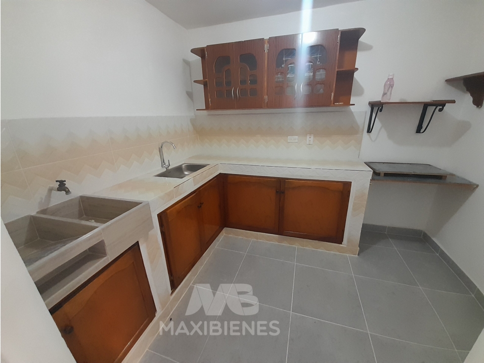 APARTAESTUDIO PARA ARRIENDO UBICADO EN BELLO — foto 2