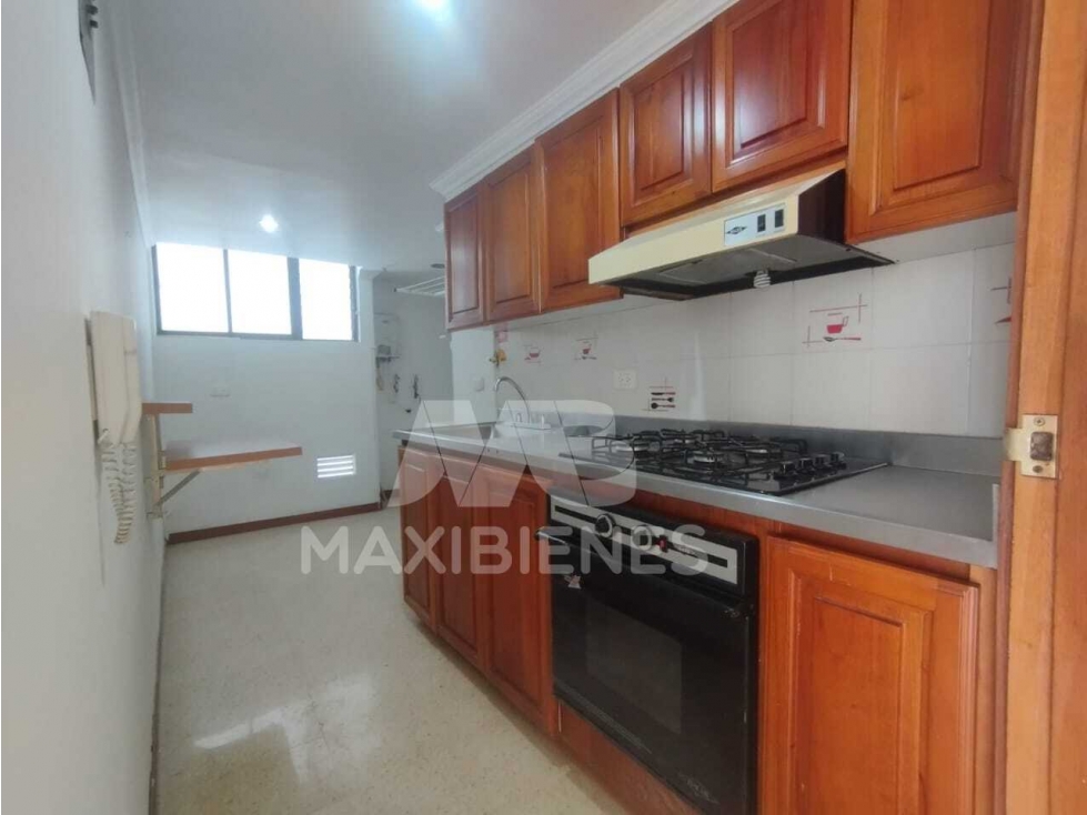 APARTAMENTO EN ARRIENDO SECTOR LA CASTELLANA,MEDELLIN — foto 2