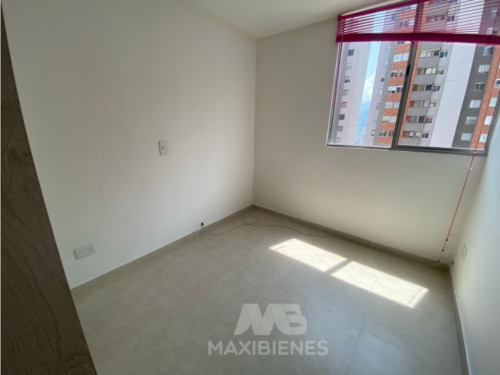APARTAMENTO PARA ARRIENDO UBICADO EN BELLO — foto 2