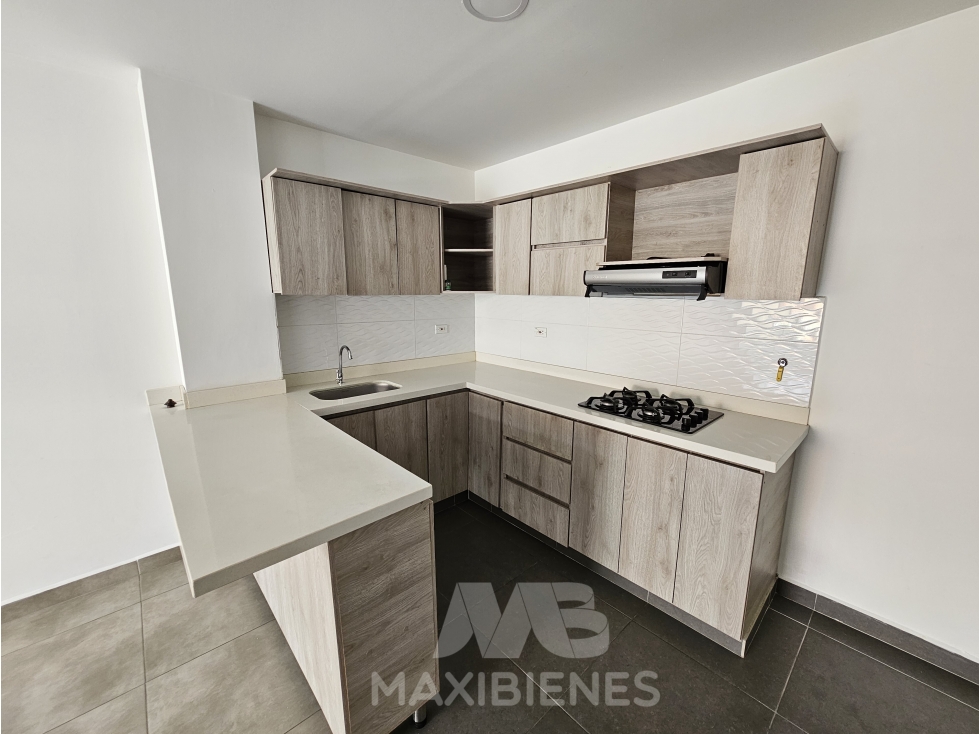 APARTAMENTO EN ARRRIENDO UBICADO EN GIRARDOTA — foto 2