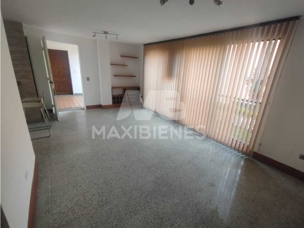 APARTAESTUDIO EN ARRIENDO SECTOR LA CASTELLANA — foto 2