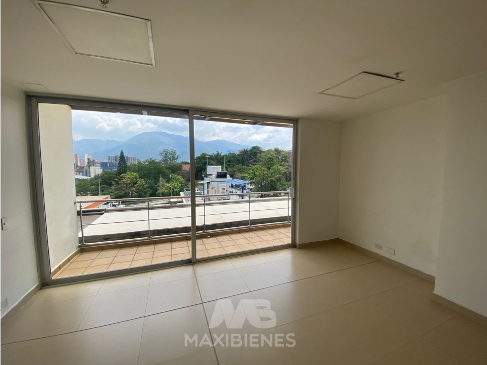 OFICINA PARA ARRIENDO UBICADO EN BELLO - 2