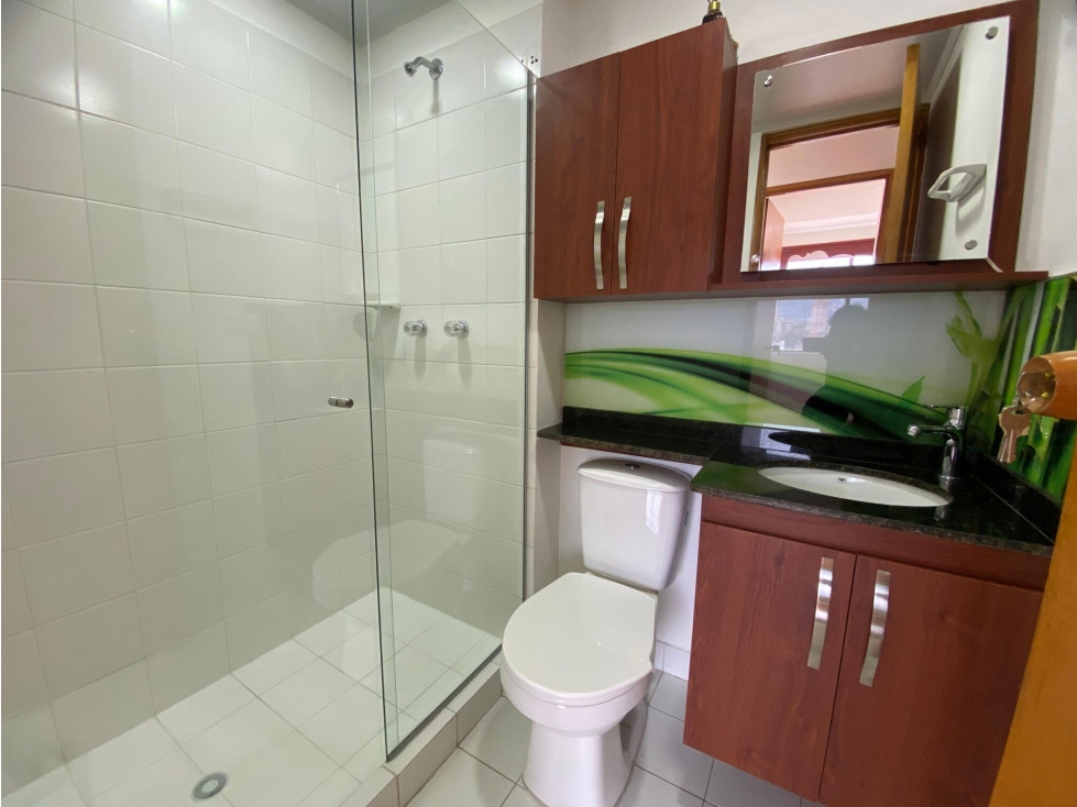 APARTAMENTO EN ARRIENDO SECTOR LAURELES — foto 2