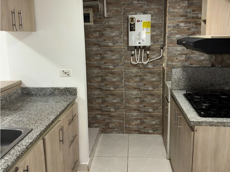 APARTAMENTO PARA ARRIENDO UBICADO EN BELLO — foto 5