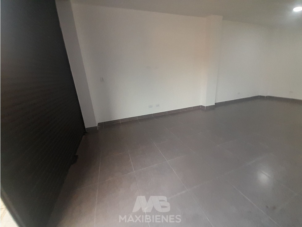 LOCAL PARA ARRIENDO UBICADO EN EDIFICIO MALIBU, BELLO — foto 4