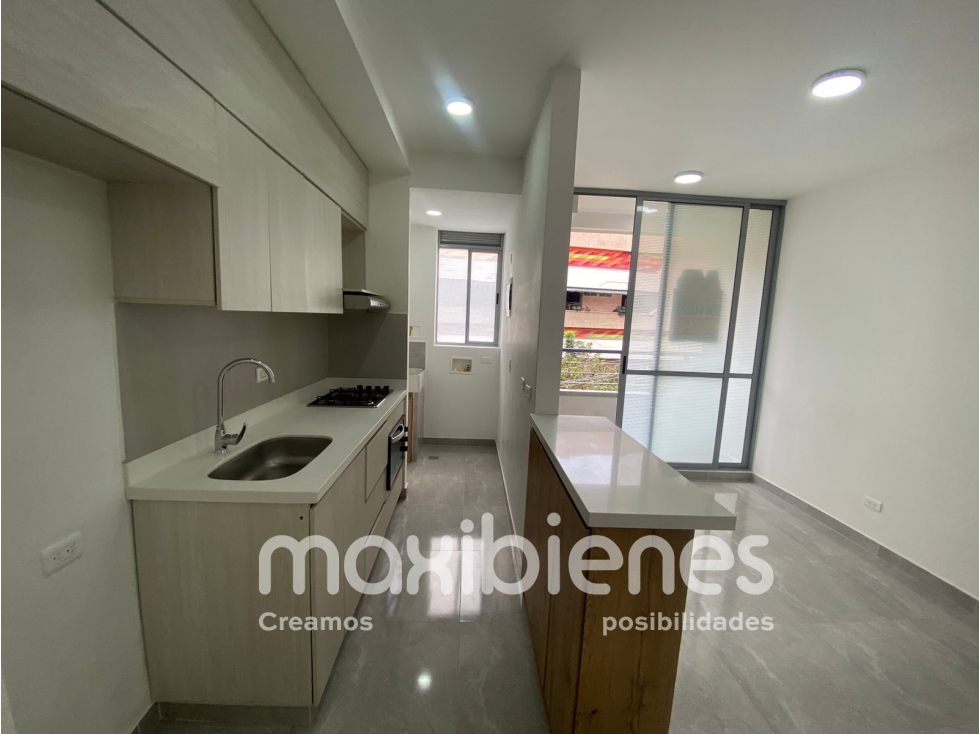 SE ARRIENDA APARTAMENTO EN SANTA ANA BELLO.