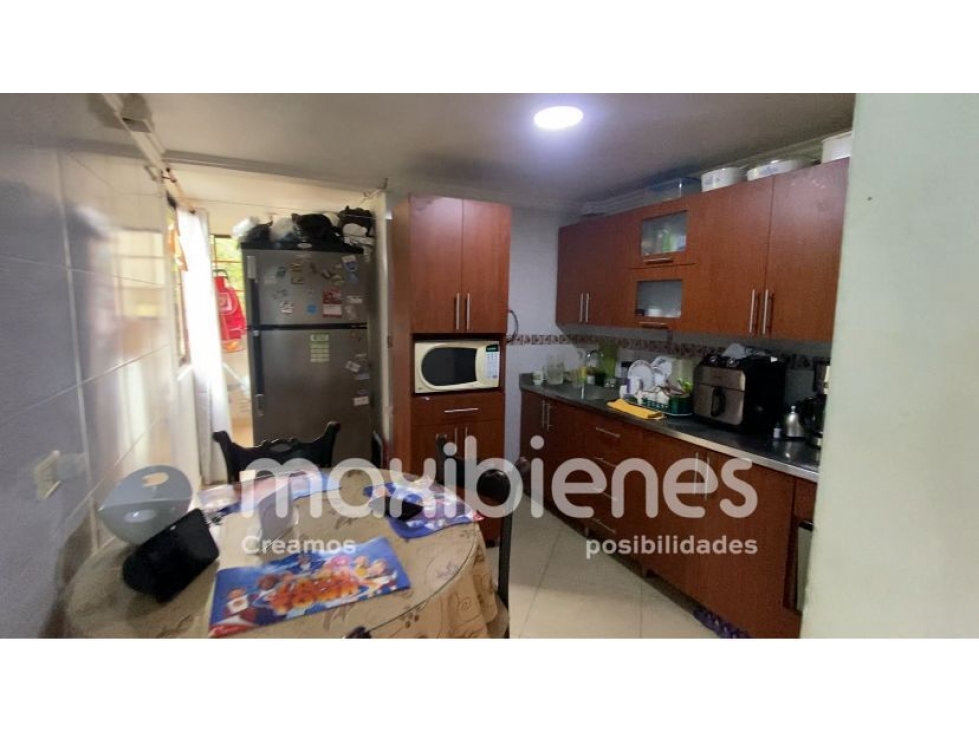 SE ARRIENDA APARTAMENTO EN NIQUIA BELLO. - 2