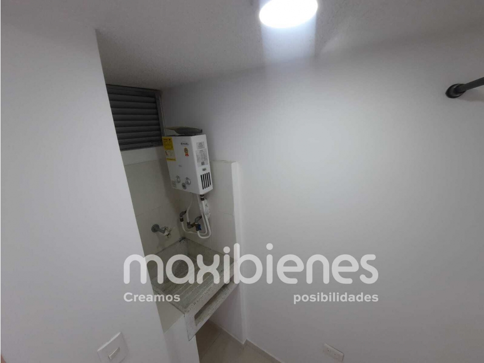 SE ARRIENDA APARTAMENTO EN AMAZONIA BELLO. — foto 2