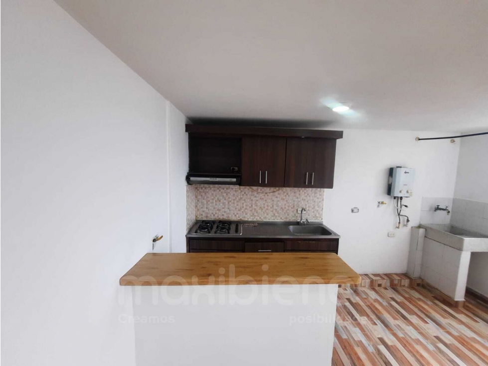APARTAMENTO PARA ARRIENDO UBICADO EN BELLO — foto 2