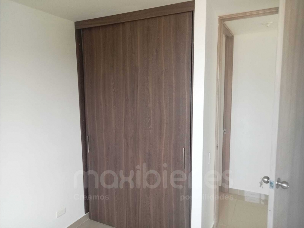 APARTAMENTO PARA ARRIENDO UBICADO EN BELLO — foto 2