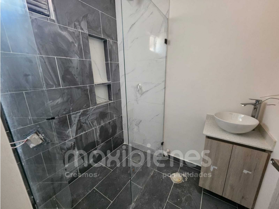 SE ARRIENDA APARTAESTUDIO EN CABAÑAS BELLO. — foto 2