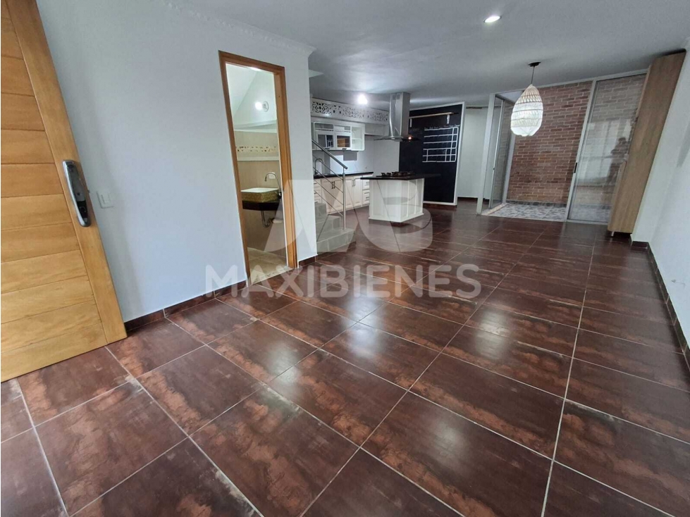 CASA EN ARRIENDO UBICADO EN LA ESTRELLA