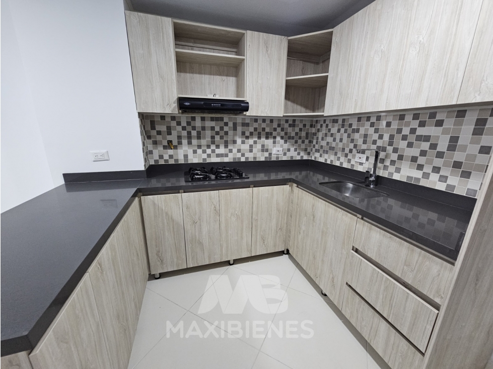 CASA PARA ARRIENDO UBICADO EN GIRARDOTA - 1