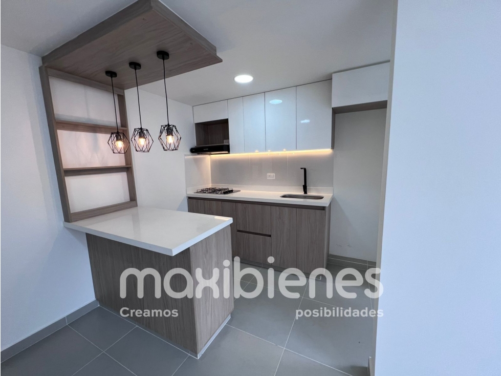 SE ARRIENDA APARTAMENTO EN SANTA ANA BELLO.