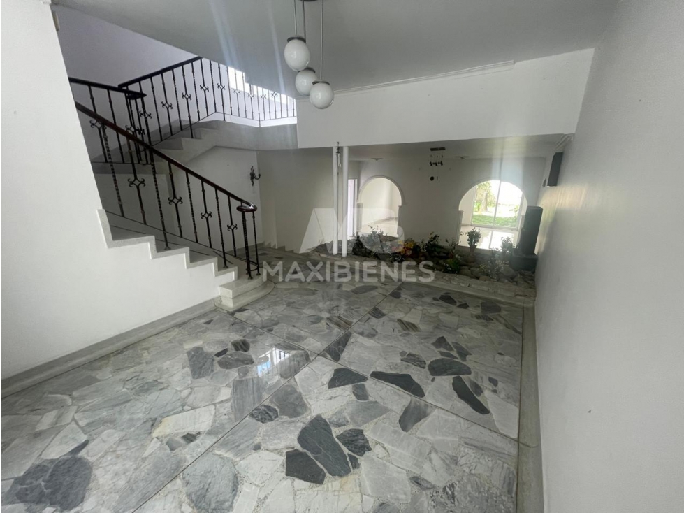 CASA EN ARRIENDO SECTOR VELODROMO — foto 2