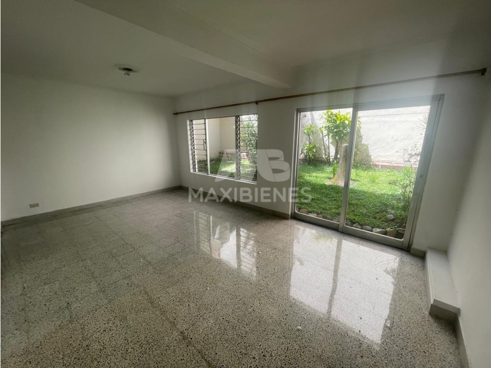 CASA EN ARRIENDO SECTOR VELODROMO