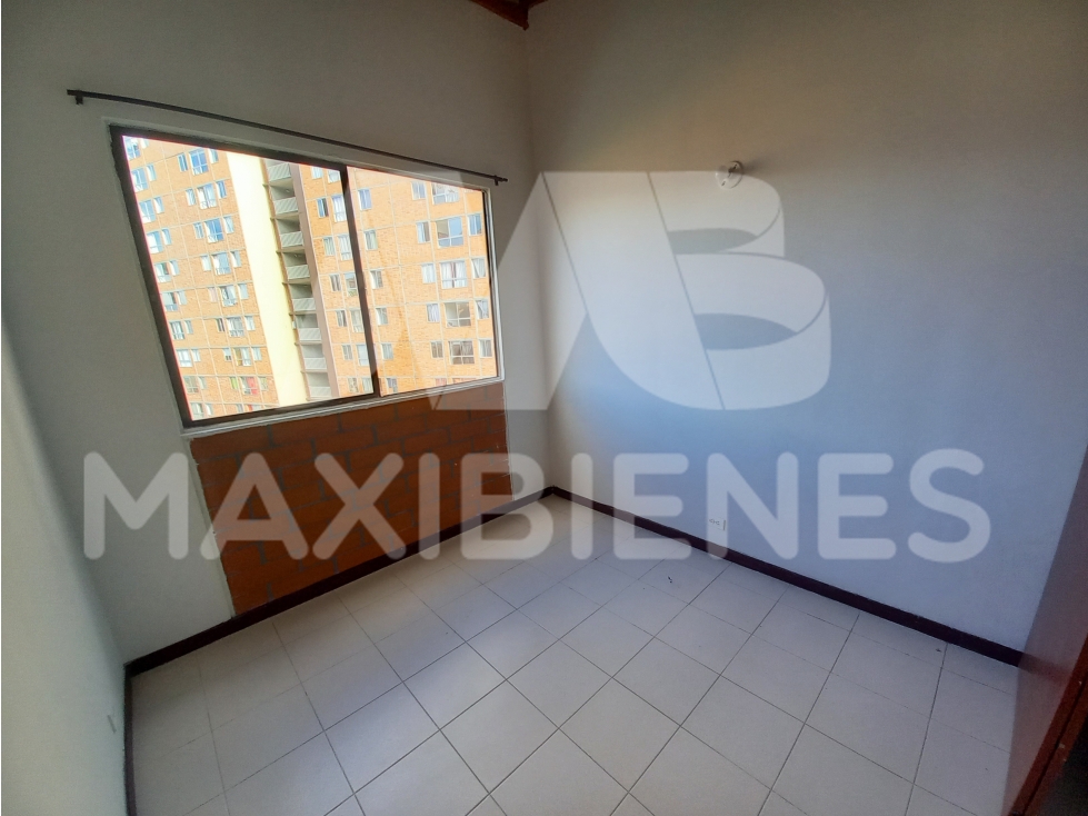 APARTAMENTO EN ARRIENDO EN EL SECTOR DE SANTA LUCIA — foto 2