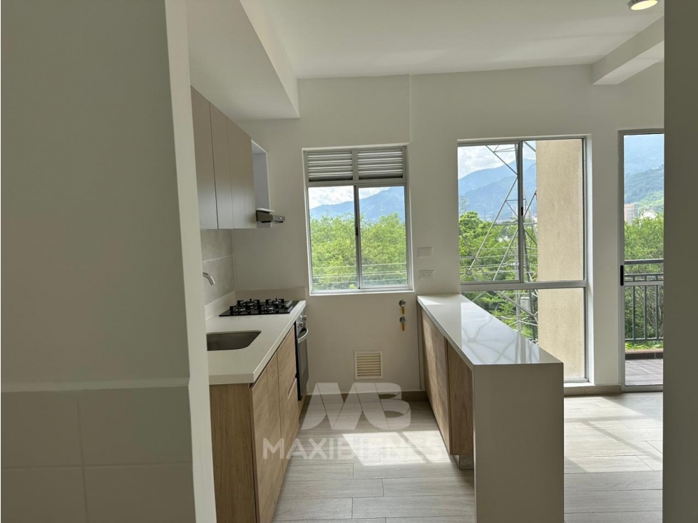 APARTAMENTO PARA ARRIENDO UBICADO EN BELLO — foto 3