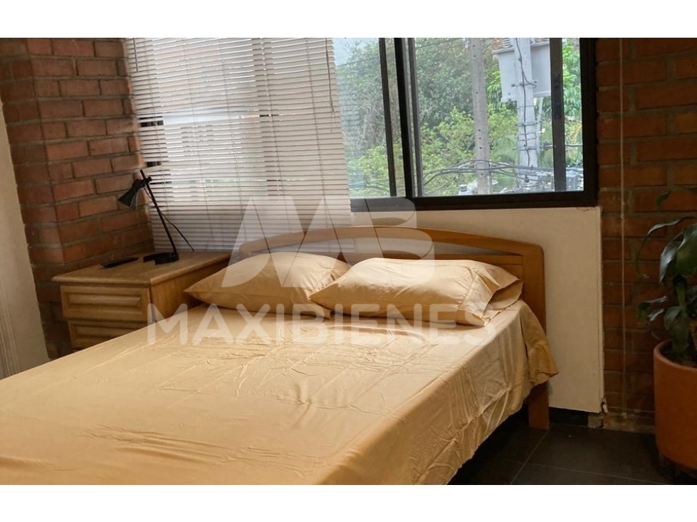 APARTAESTUDIO EN ARRIENDO SECTOR LAURELES, MEDELLIN — foto 3