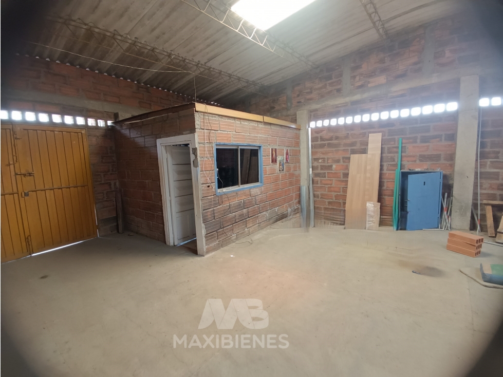 BODEGA PARA ARRIENDO UBICADO EN BELLO - 2