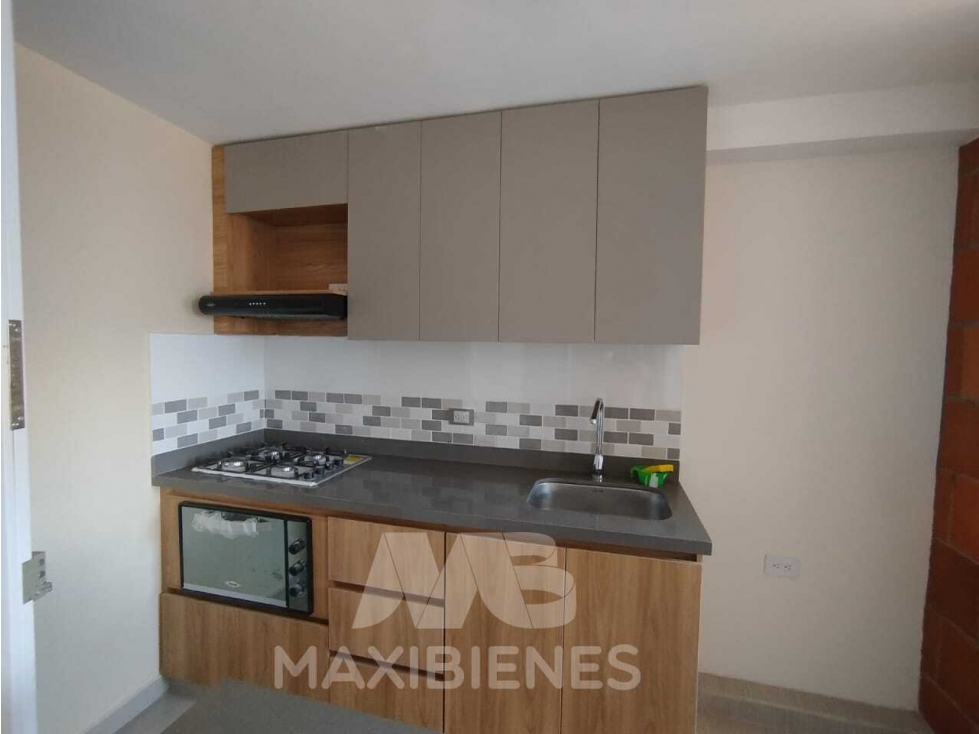 APARTAMENTO PARA ARRIENDO UBICADO EN BELLO — foto 2