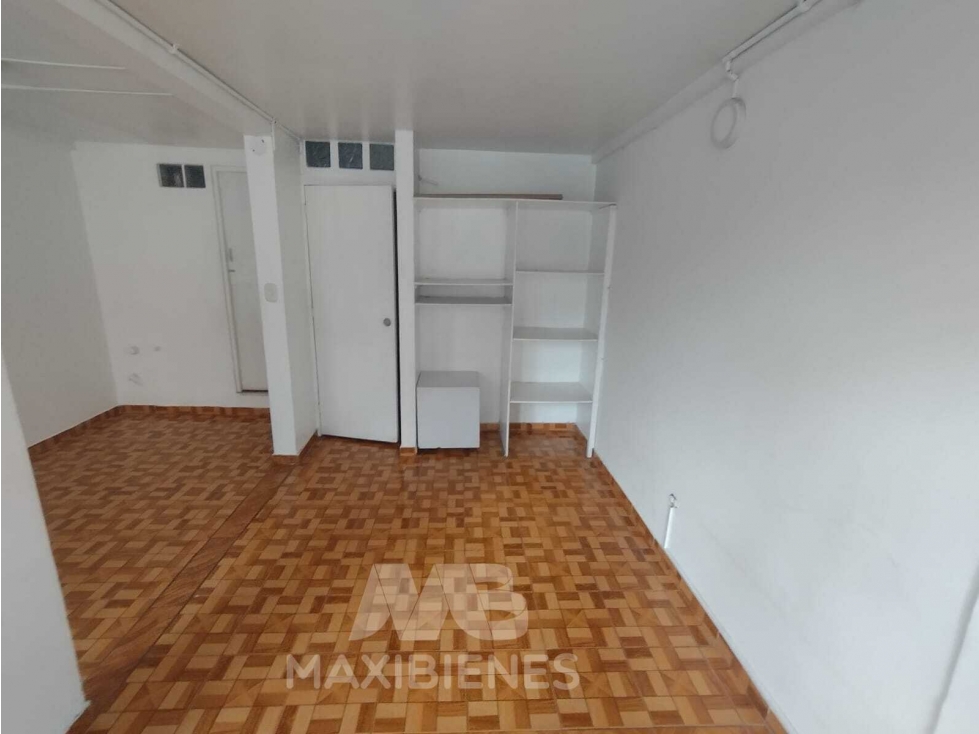 LOCAL PARA ARRIENDO UBICADO EN BELLO - 4