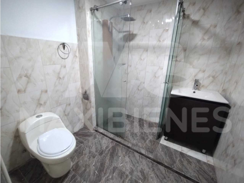 APARTAMENTO EN ARRIENDO SECTOR BARRIO CRISTOBAL — foto 4