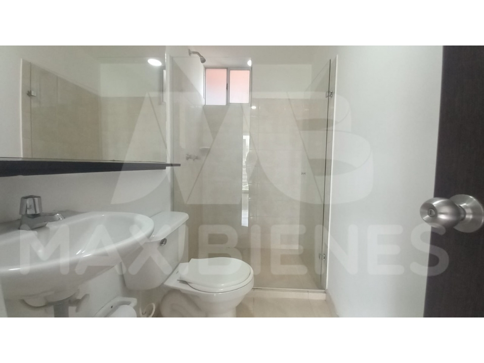 APARTAESTUDIO EN ARRIENDO SECTOR LA CALASANZ — foto 2