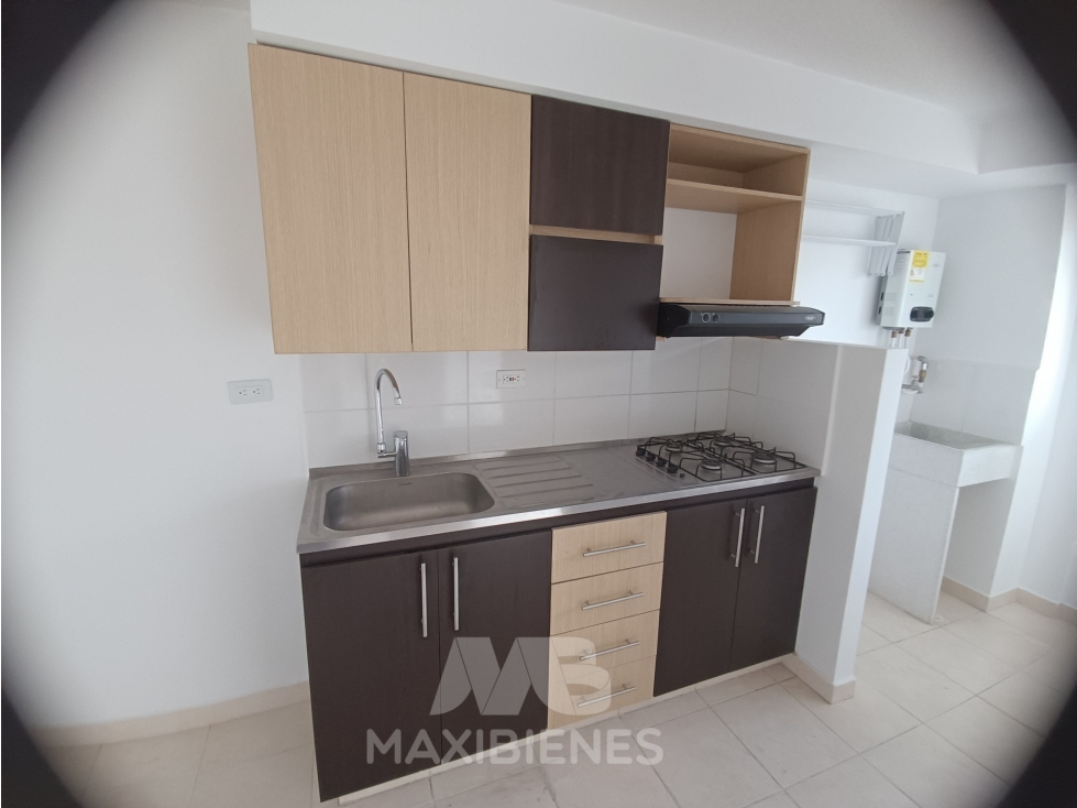 SE ARRIENDA APARTAMENTO EN COPACABANA