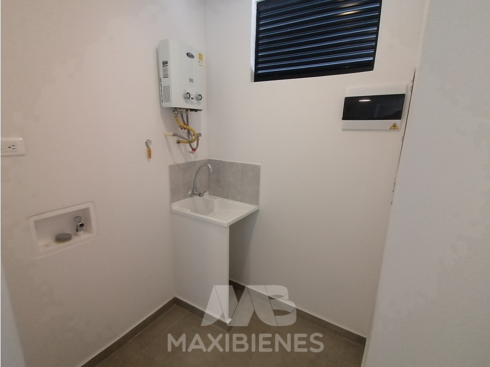 SE ARRIENDA APARTAESTUDIO EN BELLO — foto 3