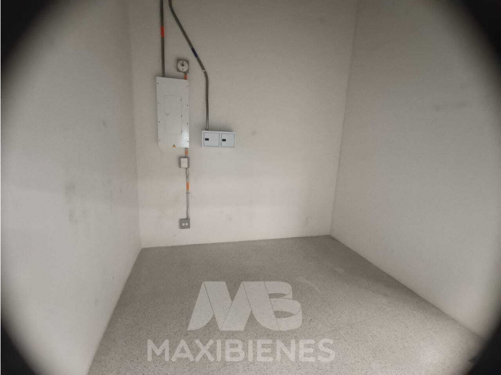 SE ARRIENDA LOCAL EN BELLO — foto 4