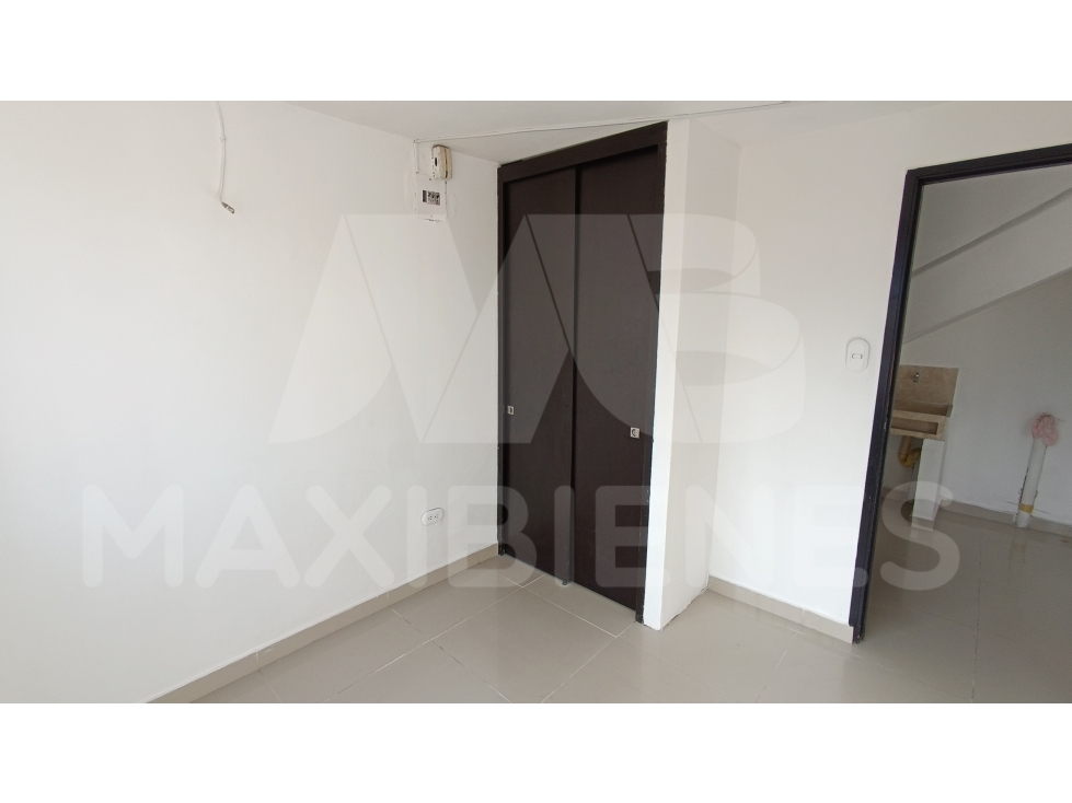 APARTAESTUDIO EN ARRIENDO EN EL SECTOR DE SAN JAVIER — foto 2