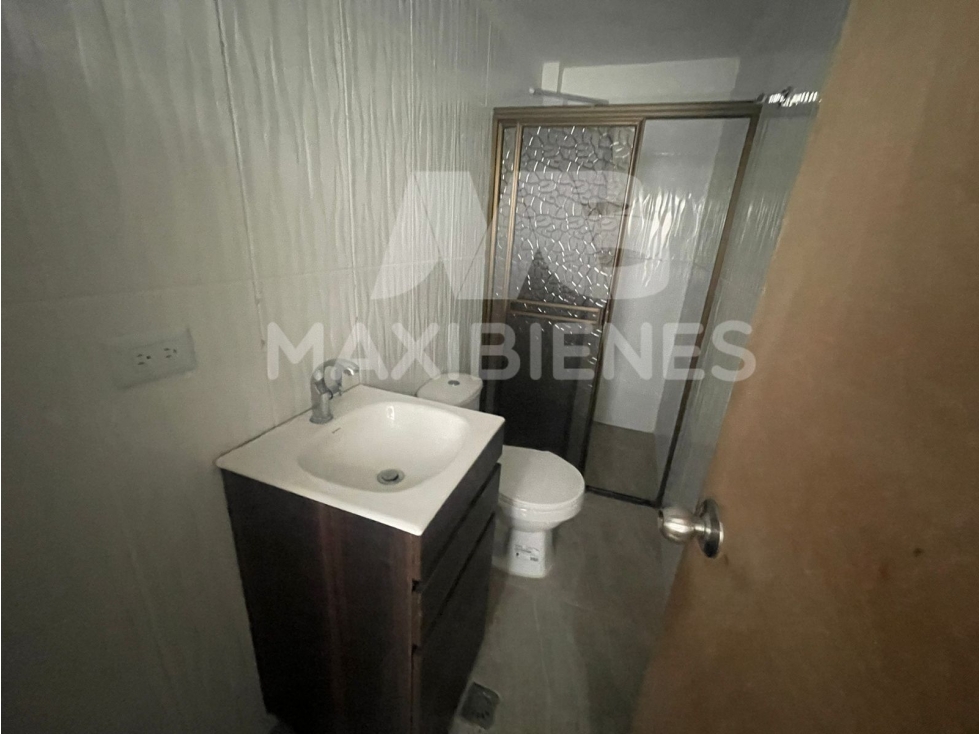 APARTAMENTO EN ARRIENDO SECTOR SANTA MONICA, MEDELLIN — foto 3