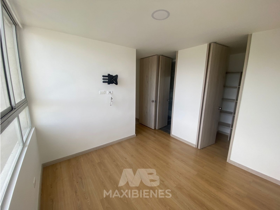APARTAMENTO PARA ARRIENDO UBICADO EN COPACABANA — foto 5