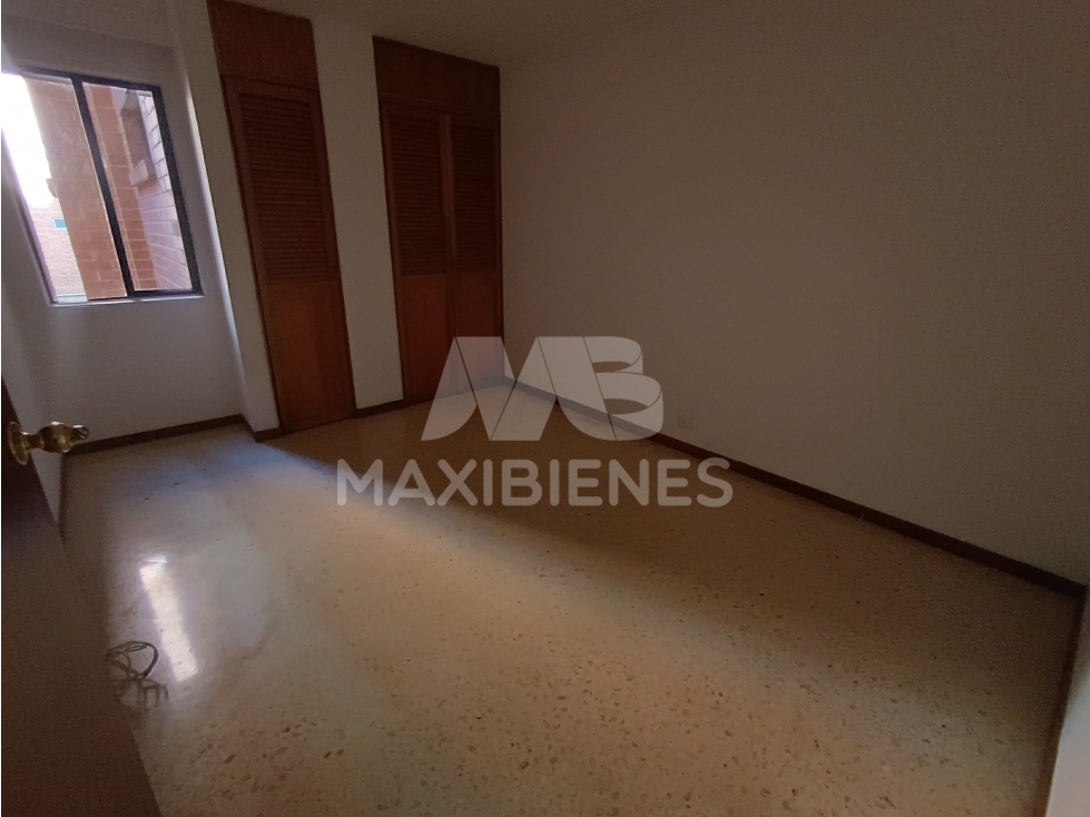 APARTAMENTO EN ARRIENDO SECTOR LAURELES — foto 3