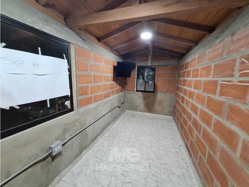 LOCAL PARA ARRIENDO UBICADO EN BELLO