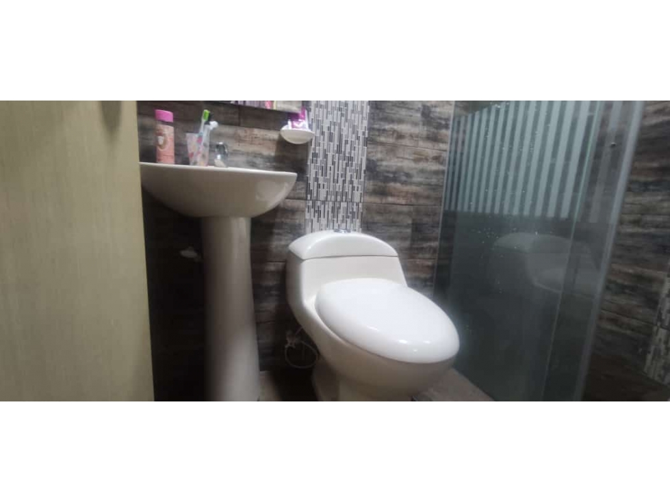 APARTAMENTO EN VENTA SECTOR TRINIDAD — foto 3