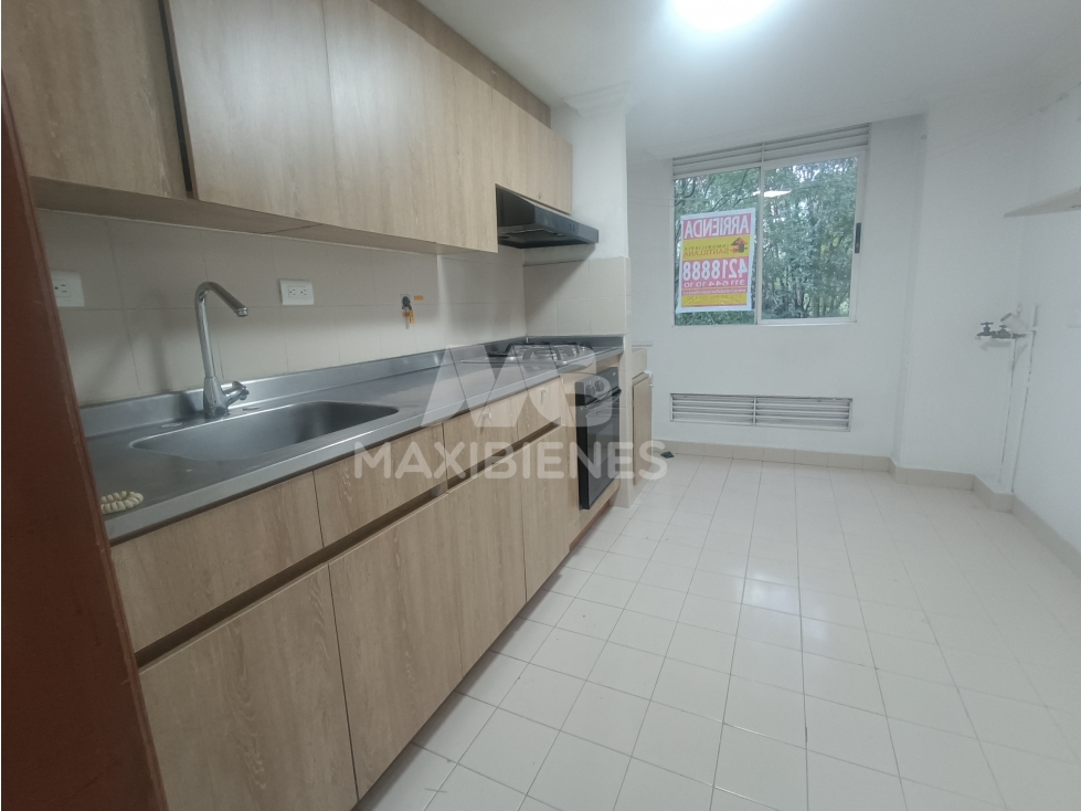 APARTAMENTO EN ARRIENDO SECTOR SANTA MONICA, MEDELLIN — foto 3