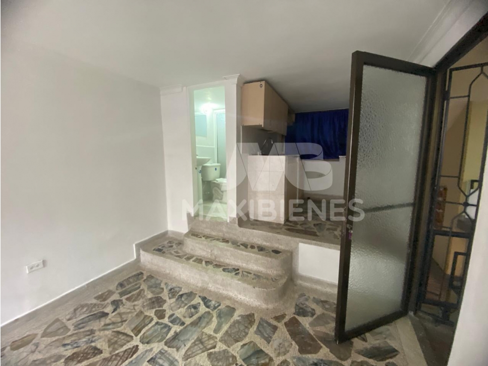 APARTAESTUDIO EN ARRIENDO SECTOR LAURELES — foto 3