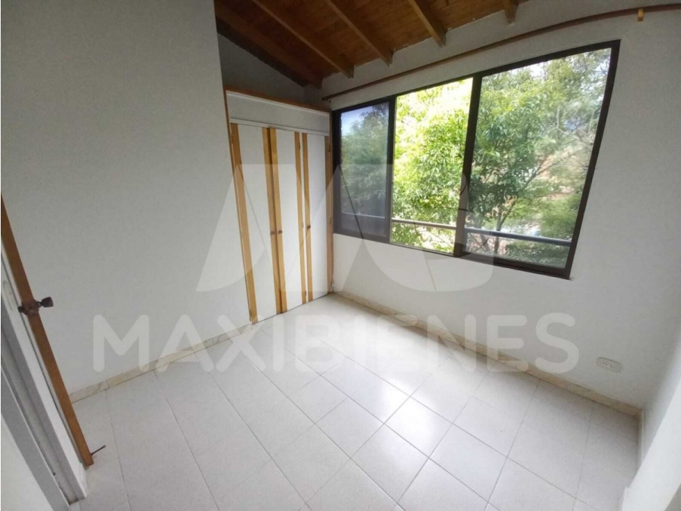 APARTAMENTO EN ARRIENDO EN EL SECTOR FLORESTA — foto 3